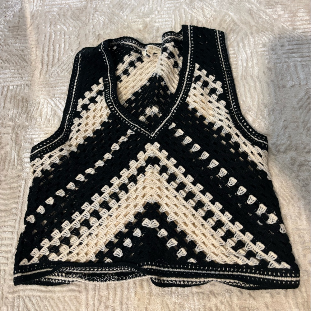 Chic Black and Cream Crochet Tank Top